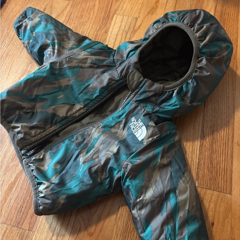 0-3 months reversible North Face puffer jacket